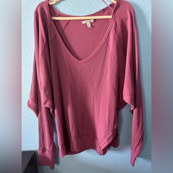 Free People Tops - NWOT Free People Santa Clara Thermal Purple  Ribbed V-Neck